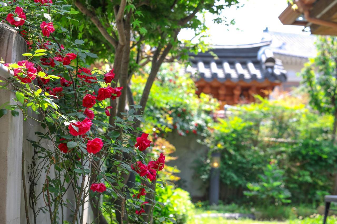 Haengok Guesthouse จอนจู ภายนอก รูปภาพ
