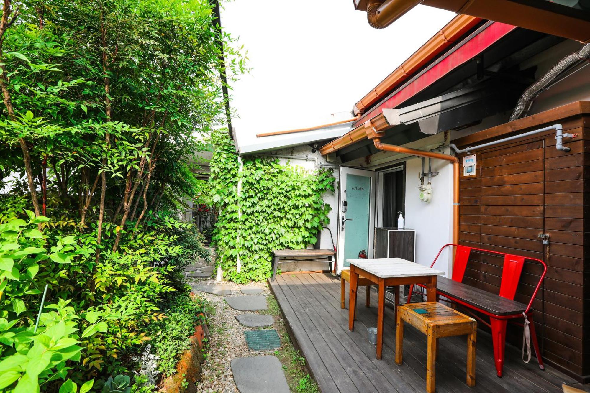 Haengok Guesthouse จอนจู ภายนอก รูปภาพ